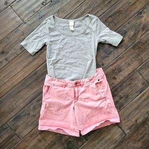 Anthropologie pilcro coral shorts size 27 h&m grey ribbed shirt set